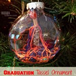 Easy-Graduation-Tassel-Ornament