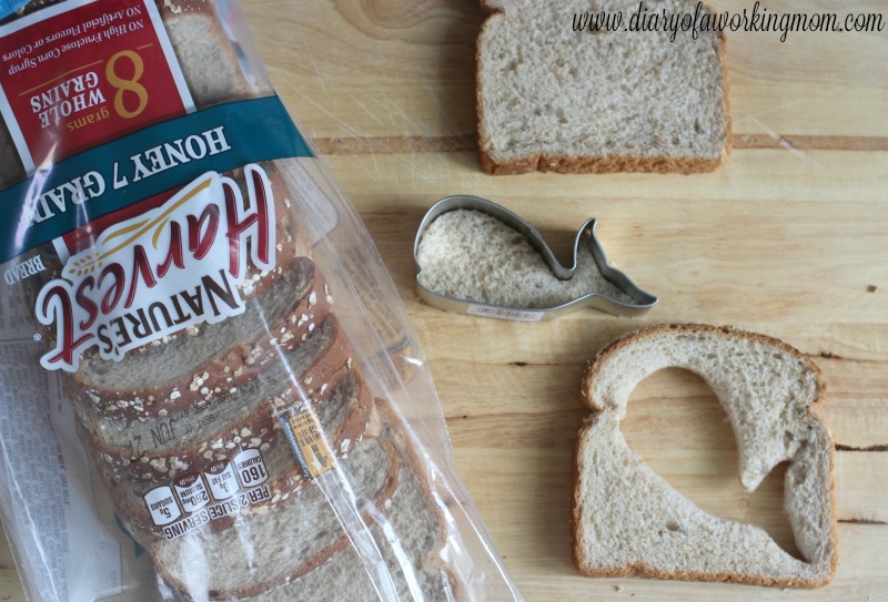 Finding Dory Lunch - Nature's Harvest Whale Sandwich